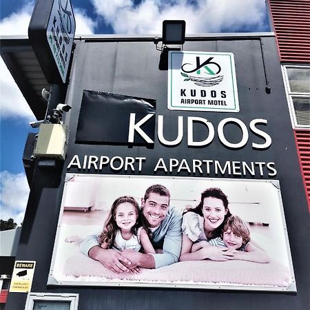 Kudos Business Suites & Airport Motel Auckland Exterior foto