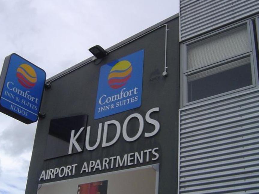 Kudos Business Suites & Airport Motel Auckland Exterior foto